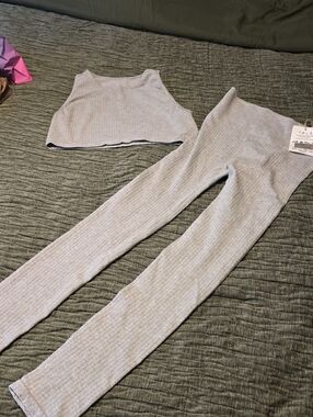 Yala Ribbed Light Gray Leggings Set New With Tags Medium